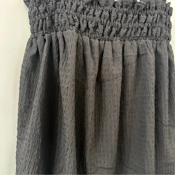 NWOT ASOS Design Gauze Tank Top Black Flowy Spaghetti Strap Size 4 - Picture 2 of 6